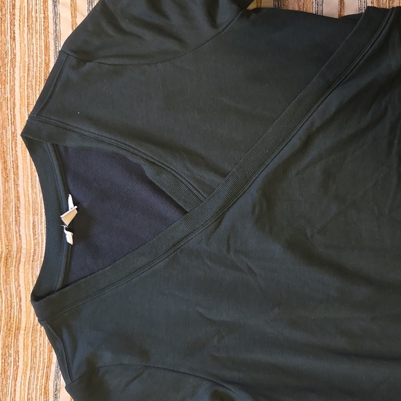 Athleta Recharge Sweatshirt Womens - Picture 3 of 8